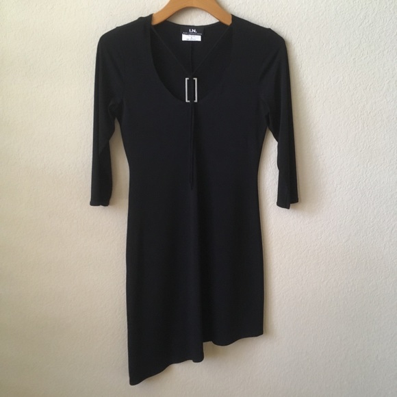 🌟3/$20🌟 Asymmetric Metal Hardware Dress - Picture 1 of 3